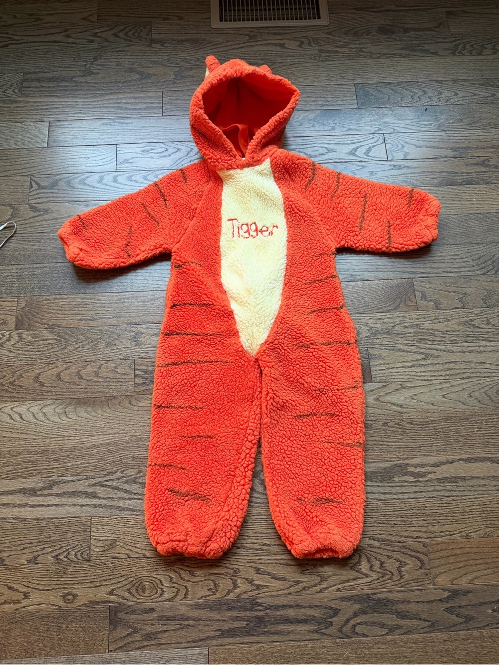 Disney Store Winnie the Pooh Tigger Halloween Kids Costume | Size 4T-6 | Fuzzy